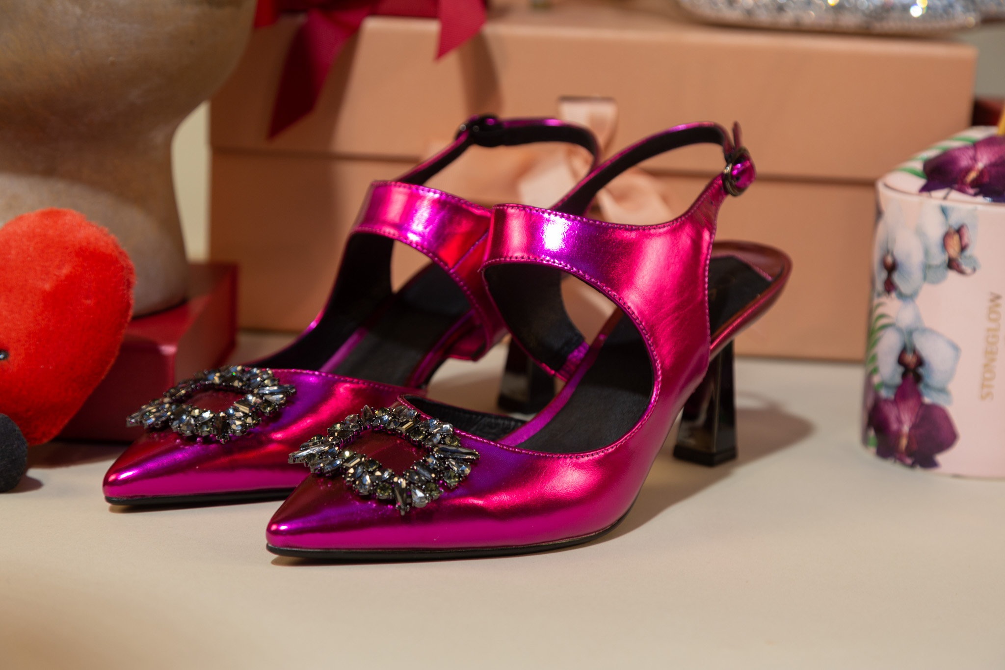 moda in pelle heels.jpg
